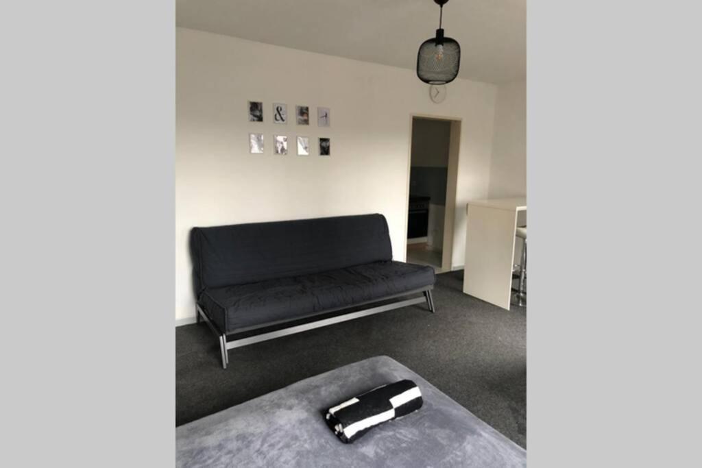 Ein helles und geräumiges Zimmer am Bremer Hauptbahnhof. Exterior foto
